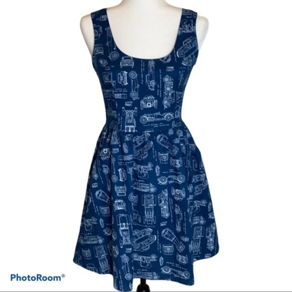 Dresses & Skirts - Ladies Retrolicious Isn’t It Grand Prix Dress